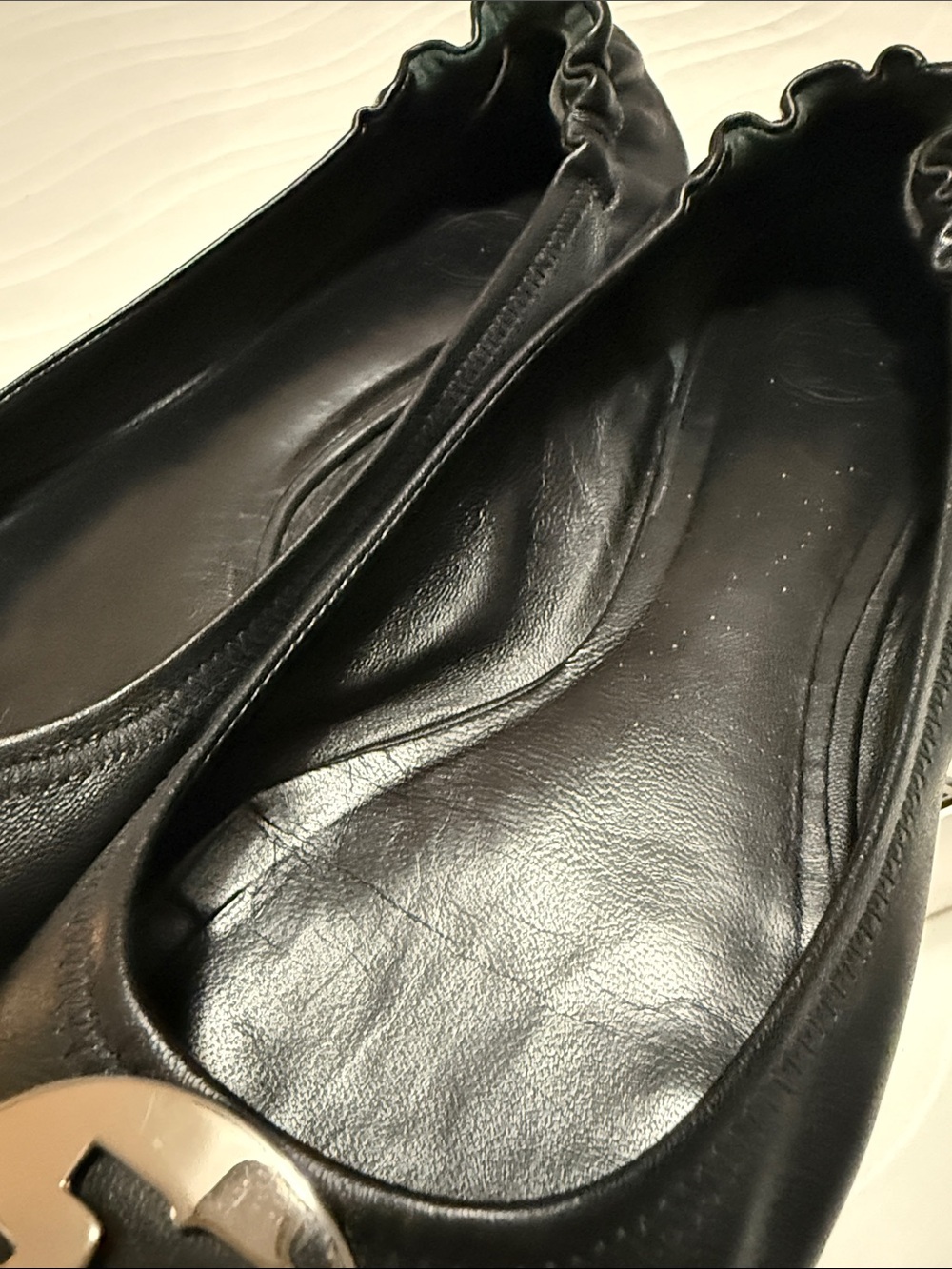 Tory Burch Black Leather Logo Ballet Flats Size 9.5 - Picture 8 of 8